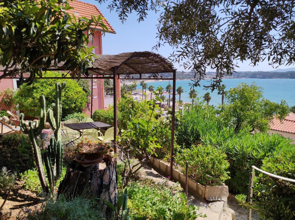 Les Galets Hotel Et B&B Bandol Zewnętrze zdjęcie